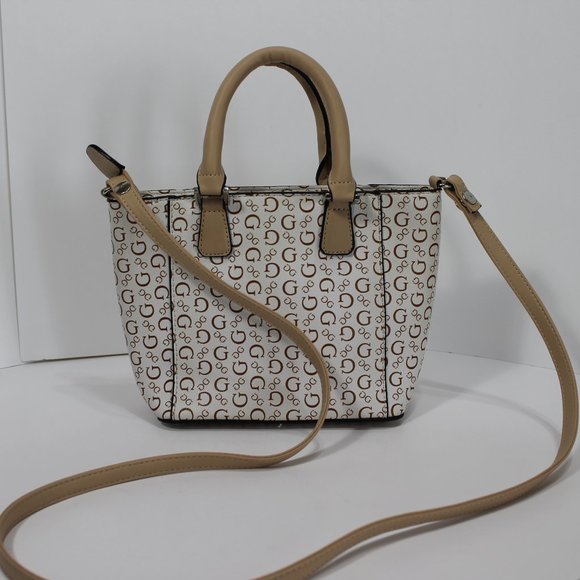 Guess Signature Small Purse - Picture 4 of 11